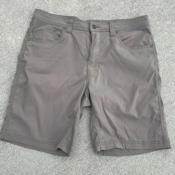 PRANA Mens Zion Hiking Shorts Tan Khaki Size 34x9in Bermuda Outdoor - Picture 1 of 4